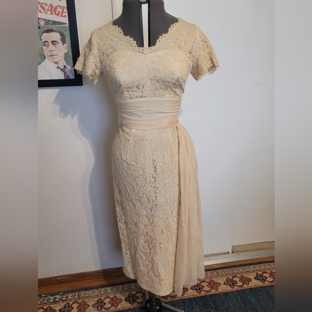 1950's 1960's lace dress with sash